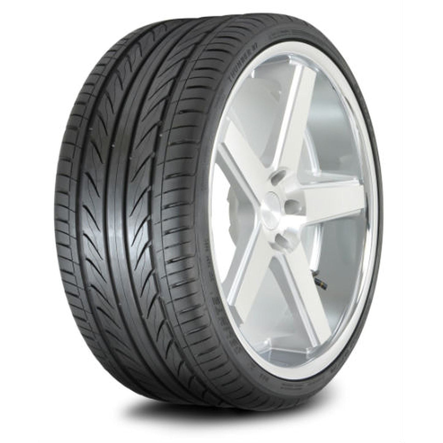 Delinte D7 A/S All Season 255/45R20 105W XL Passenger Tire