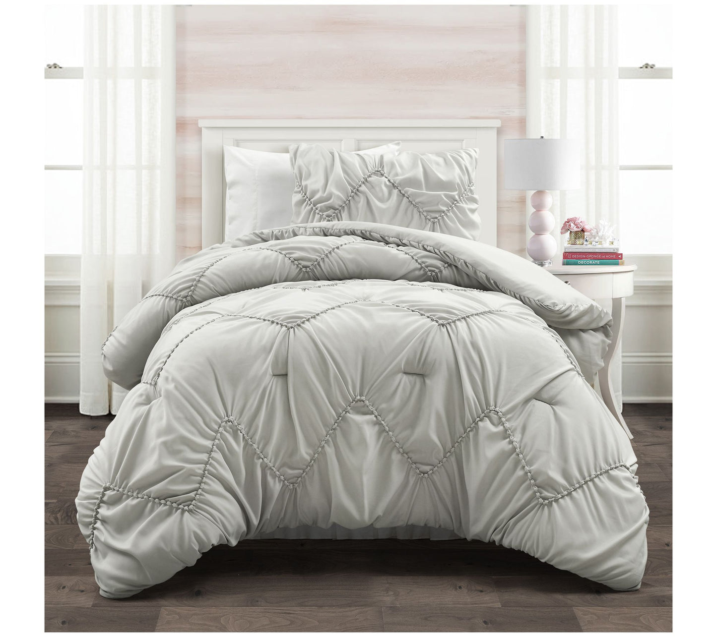 Lush Decor Ruched Chevron Comforter 2Pc Set Twin/Twin-XL