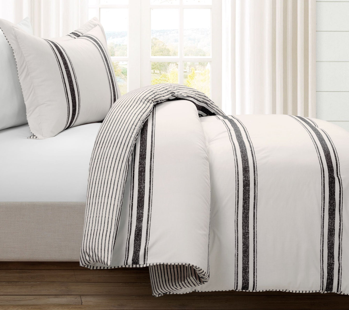 Farmhouse Stripe 2-pc Comforter Twin XL by LushDecor