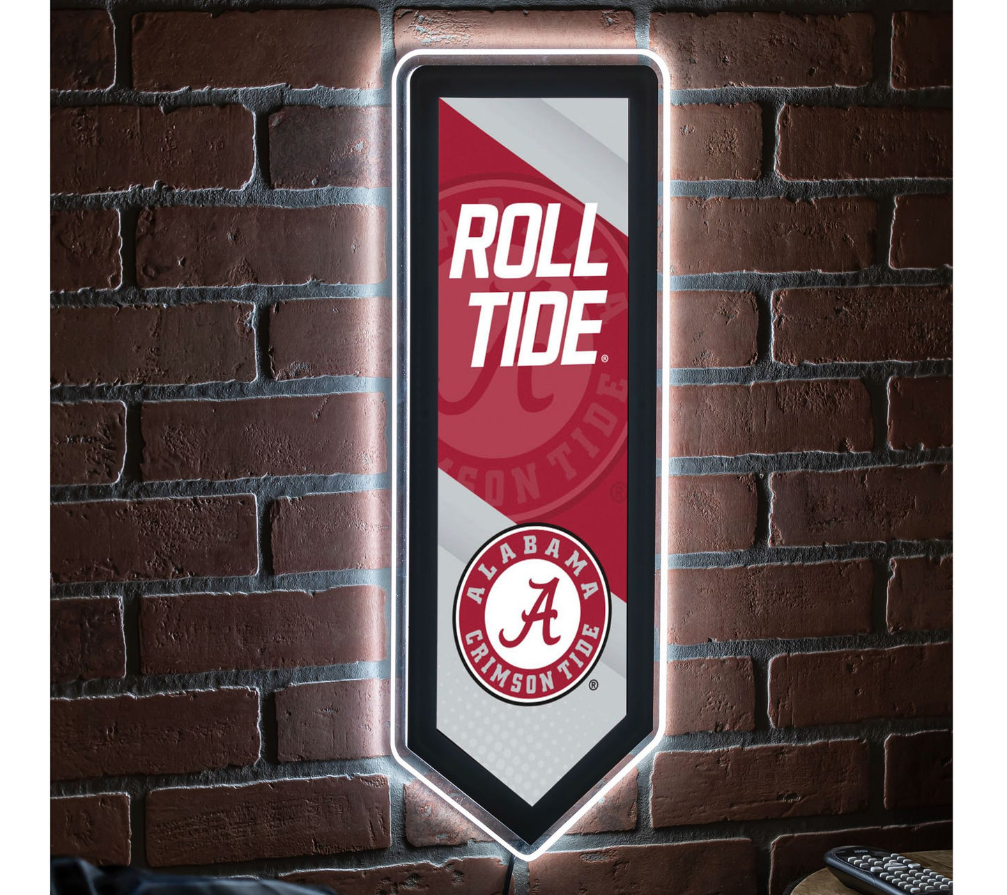 Evergreen Enterprises NCAA LED Pennant Shaped Wall Light