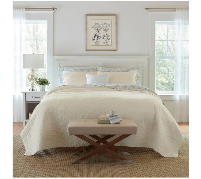 Laura Ashley Felicity Beige Twin Quilt-Sham Set