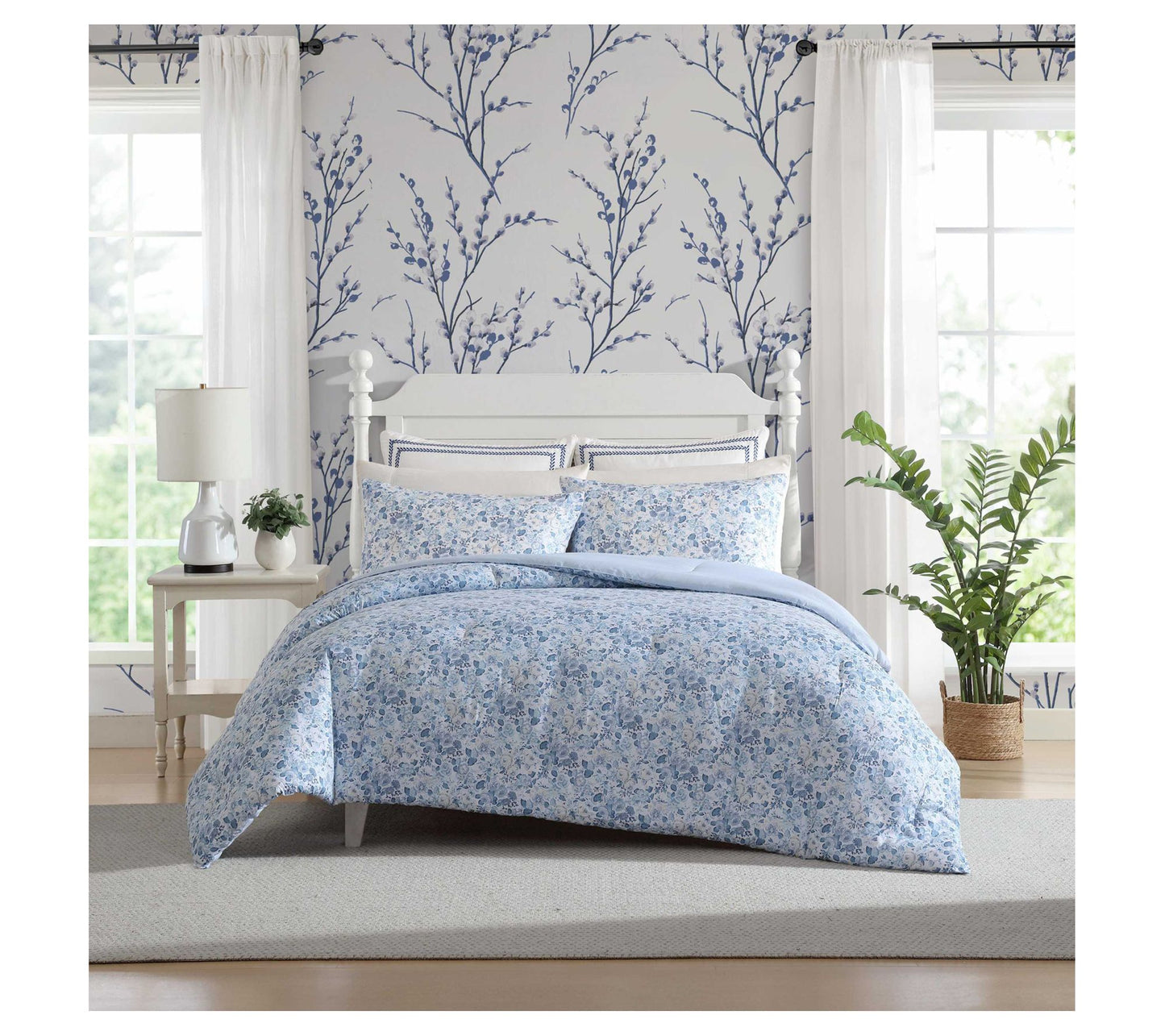 Laura Ashley Quartet Blue King Comforter Sham Set