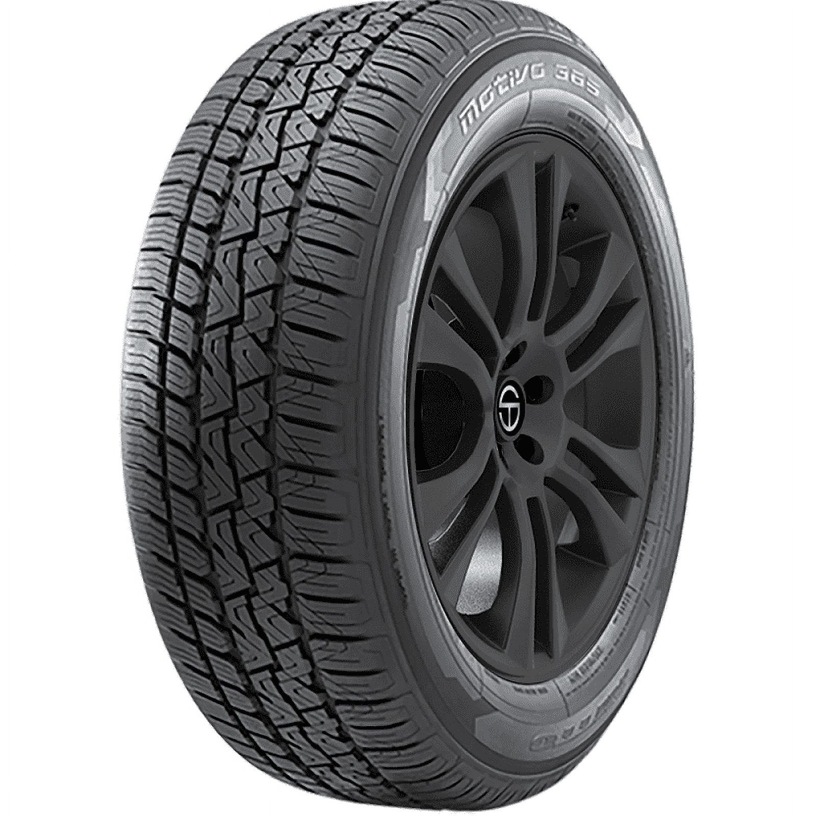 275/40R17 Nitto Motivo 365 102W XL Black Wall Tire