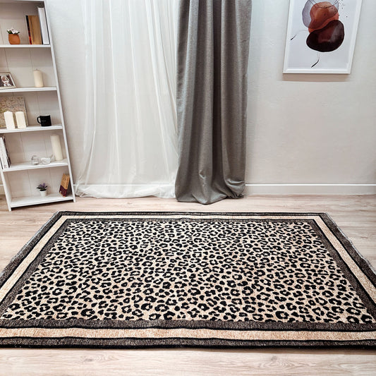 Alfa Rich 7 x 10 (ft) Loomed Beige Black Rectangular Indoor Animal print Bohemian/Eclectic Machine washable Pet Friendly Area rug