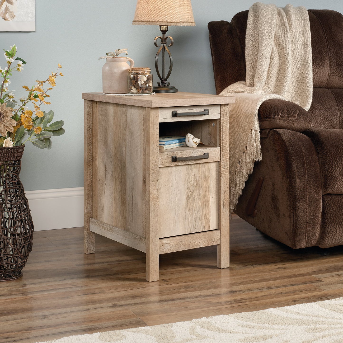 Sauder Cannery Bridge, Side Table Lintel Oak Finish