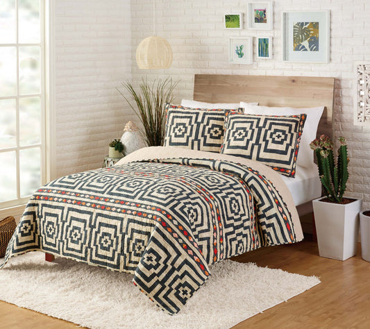 Makers Collective Hypnotic Full/Queen 3-Piece Quilt Set