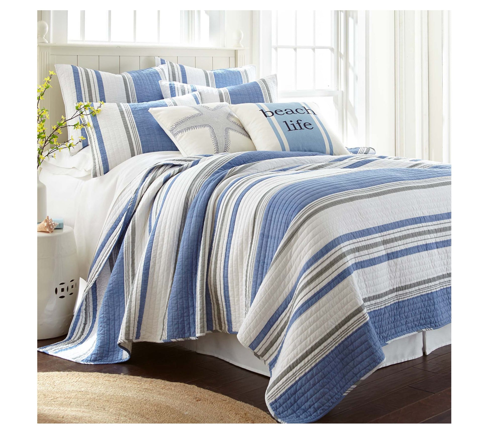 Levtex Home St Bart 3-Piece Stripe Full/Queen Quilt Set