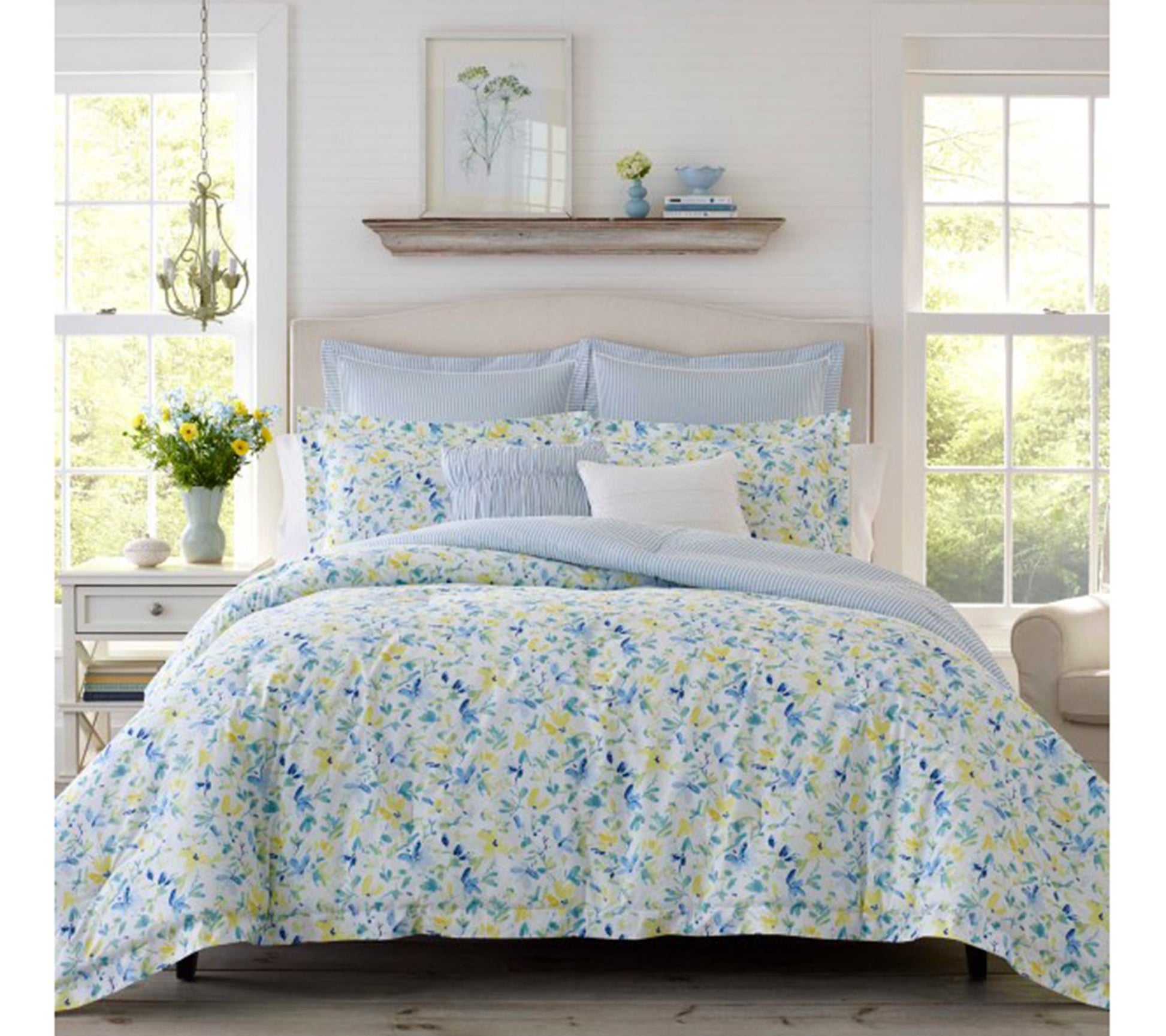 Laura Ashley No ra Bright Blue Full Queen Comf orter Sham Bonu