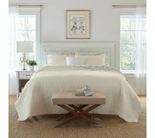 Laura Ashley Felicity Beige Full Queen Quilt-Sham Set