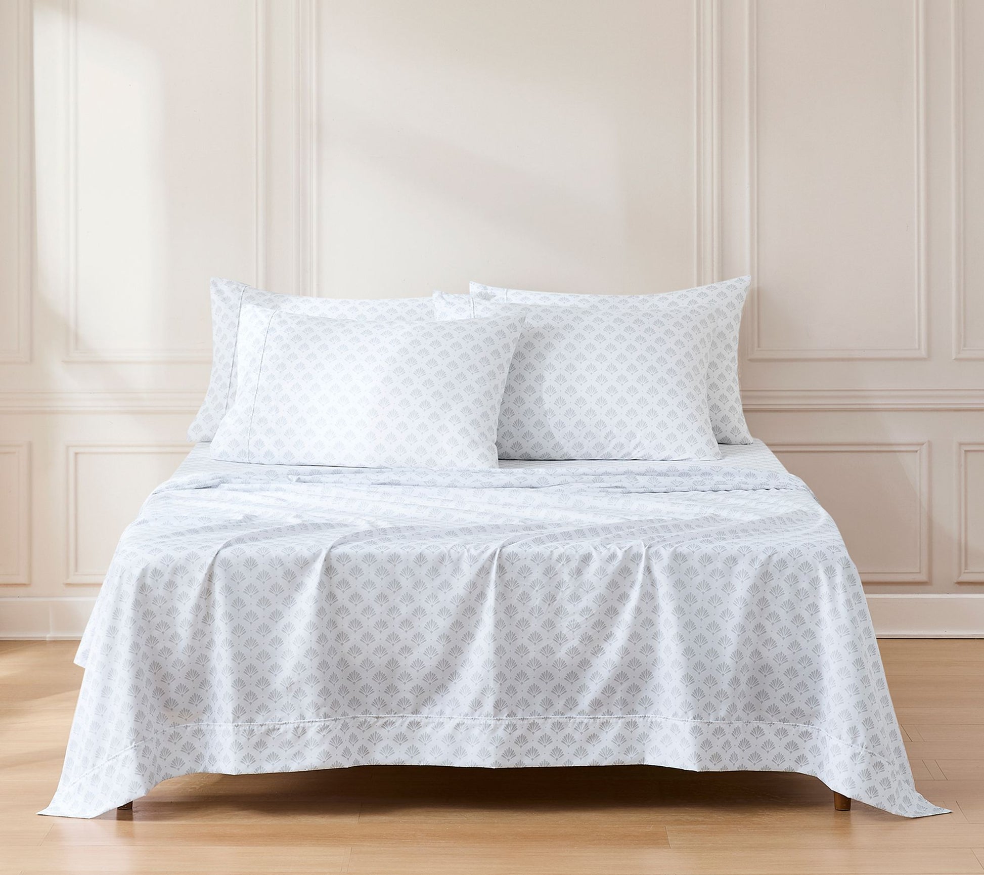 Lush Decor Scallop Fan Sheet Set Gray 6-Piece Set Queen