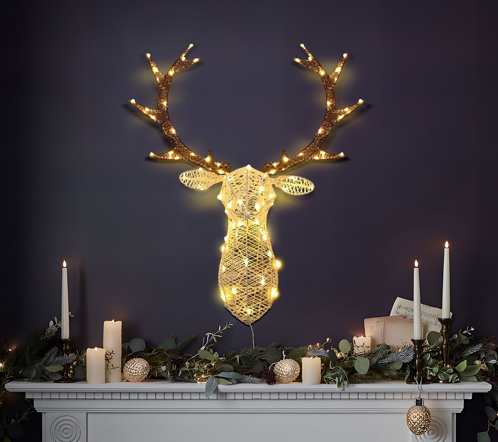 LuxenHome Lighted Deer Head Holiday Decoration with Timer